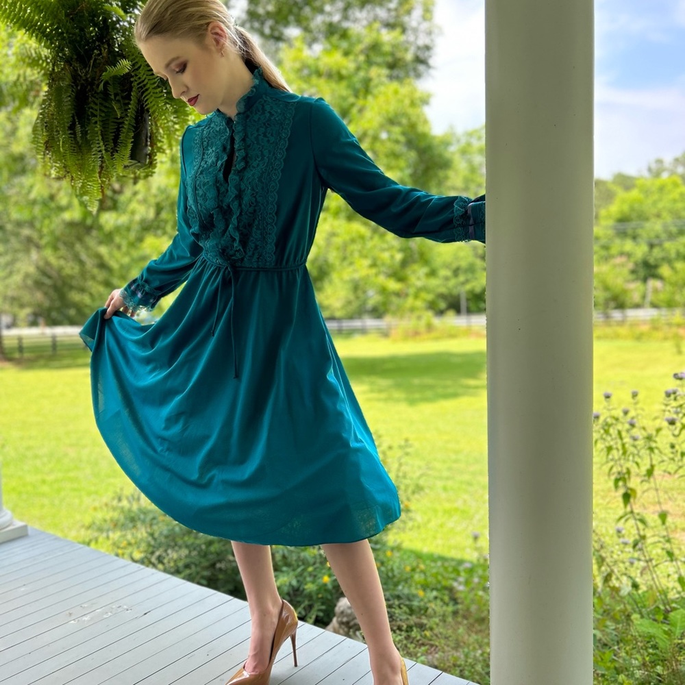 Vintage 1970s Teal Blue with Lace Peekaboo Dress Size 4
